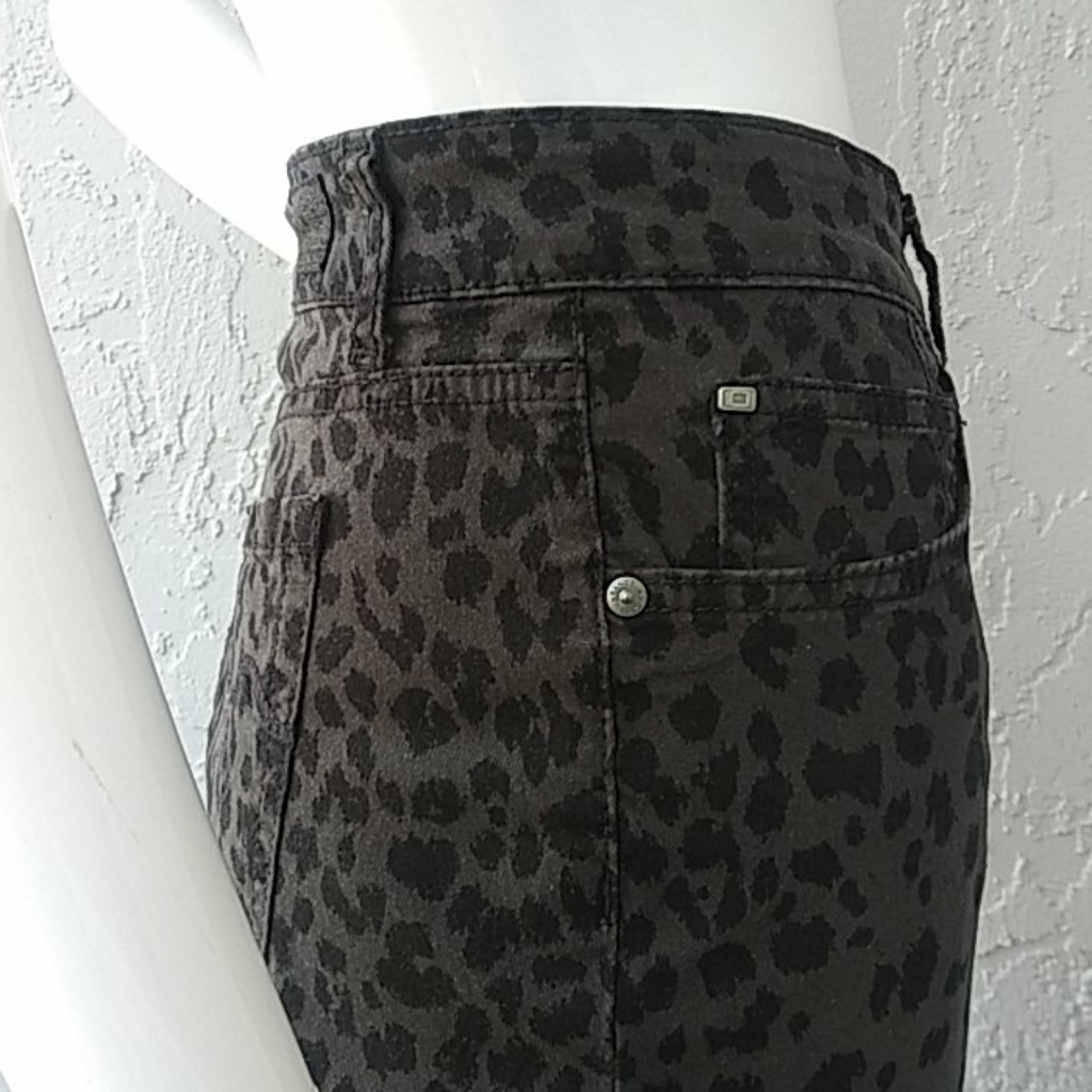 Bandolino "Mandie" Ladies Stretch Jean/Pants